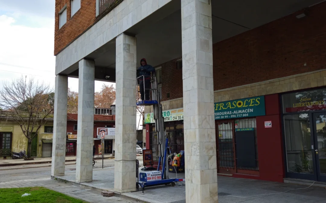 Mantenimiento de fachada de mármoles Edif. Torres libertador